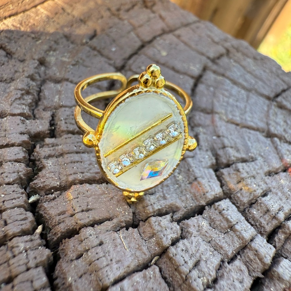 Elegant Handcrafted Gold and White Women's Ring
